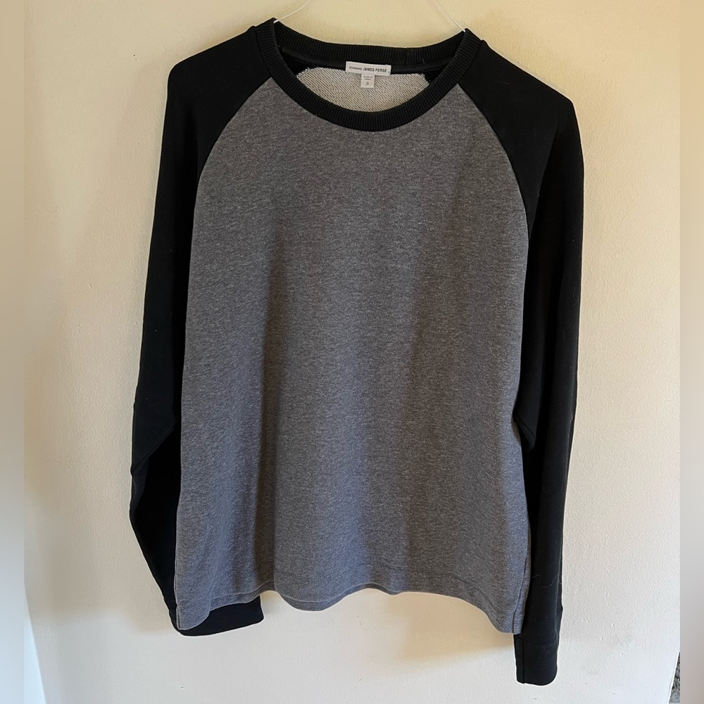 James Perse Men’s Gray and Black Raglan Sweatshirt. Size: 3 (L)